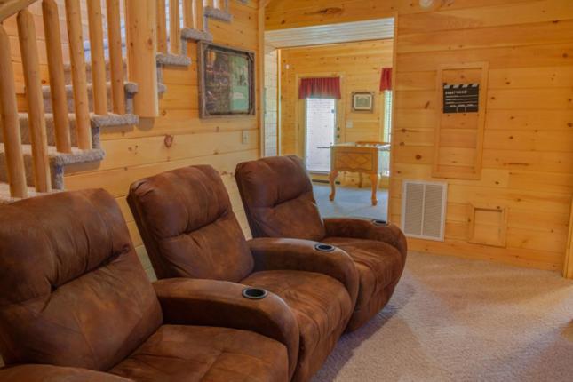 Вилла Peytons Hideaway Гатлинбург Экстерьер фото