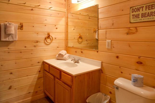 Вилла Peytons Hideaway Гатлинбург Экстерьер фото